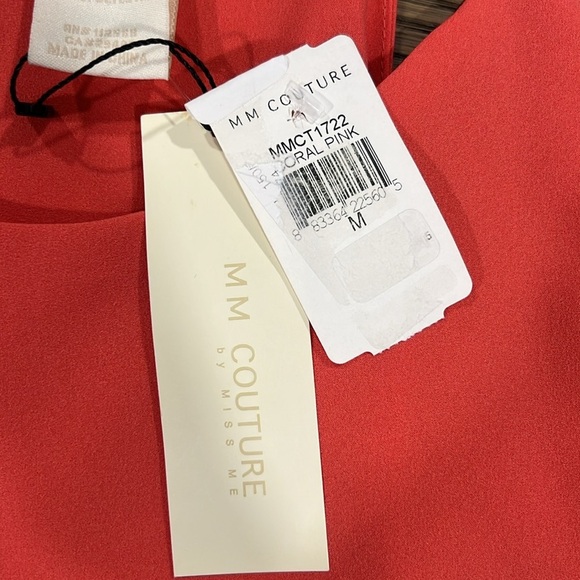NWT MM Couture by Miss Me Tiered Blouse M Coral Asymmetrical Hem Flowy Dressy - Picture 8 of 8
